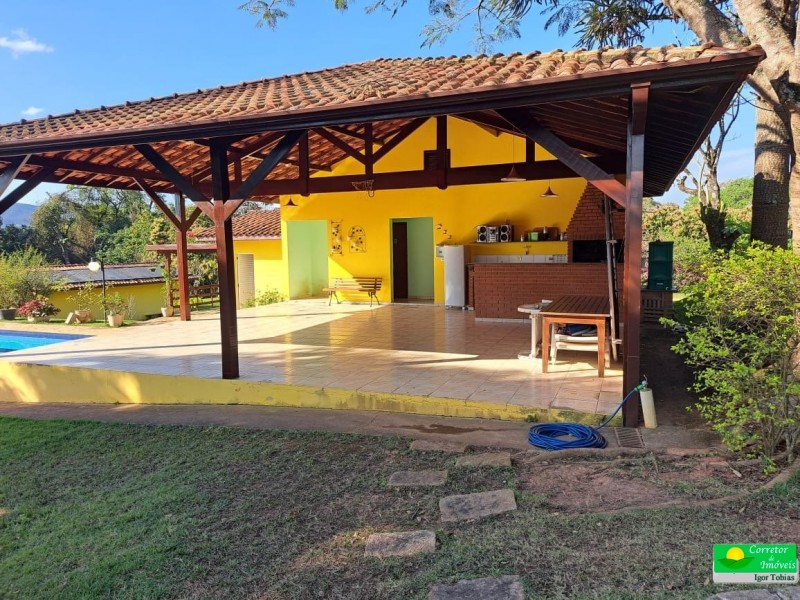 LINDA ÁREA RURAL ABAIXO DO MERCADO