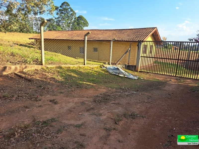 LINDA ÁREA RURAL ABAIXO DO MERCADO