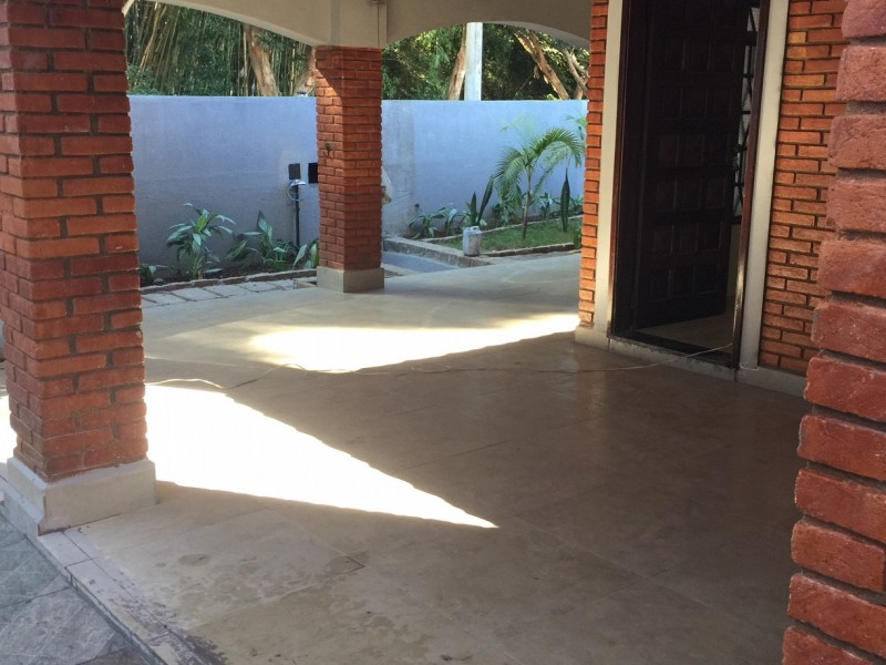 CASA TÉRREA CENTRO