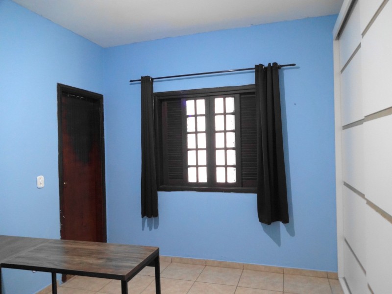 LINDA CASA + PISCINA CENTRO