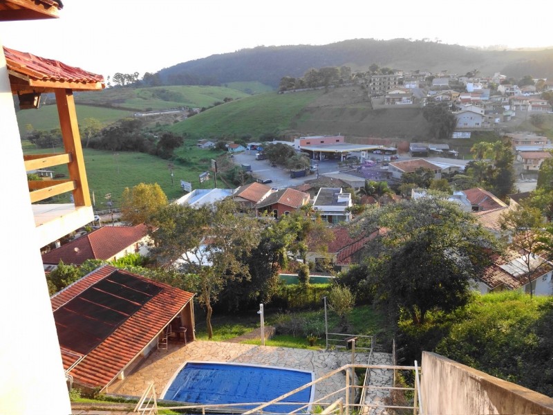 LINDA CASA + PISCINA CENTRO