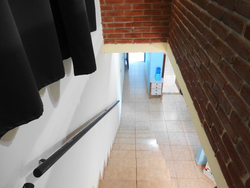 LINDA CASA + PISCINA CENTRO