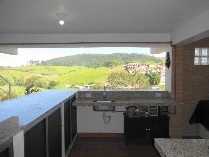 LINDA CASA + PISCINA CENTRO
