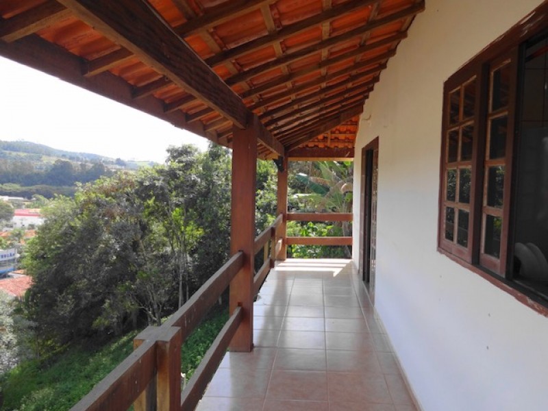 LINDA CASA + PISCINA CENTRO