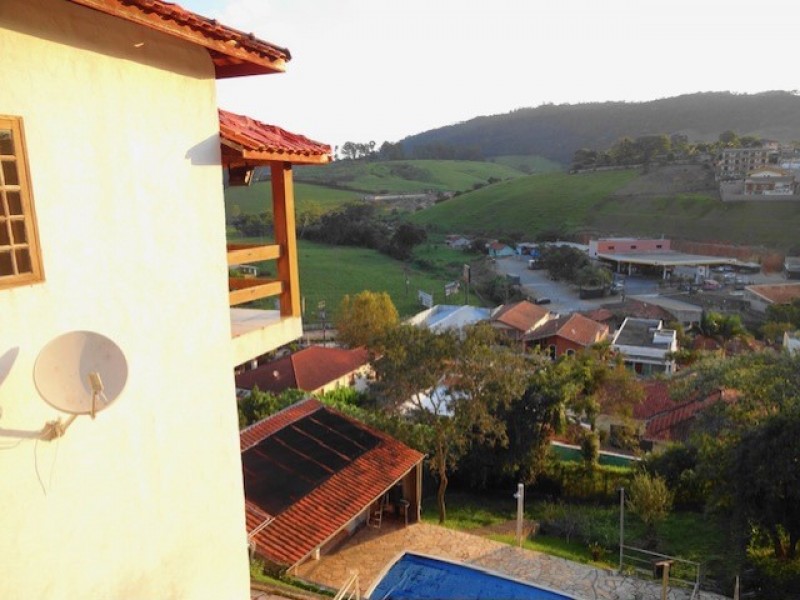 LINDA CASA + PISCINA CENTRO