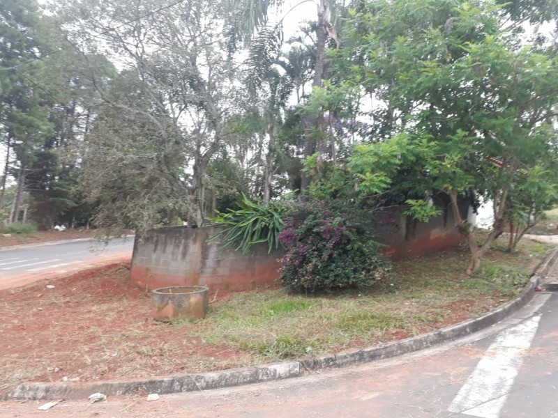 CHACARÁ DUAS CASAS PISCINA