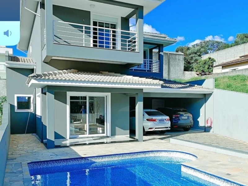 LINDA CASA COM PISCINA