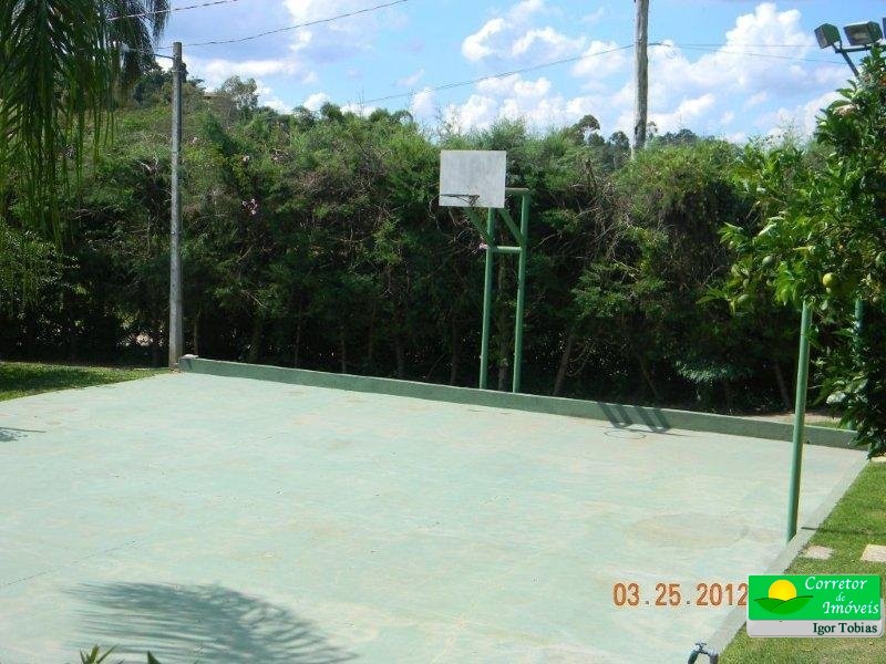 CHACARÁ MARAVILHOSA EM BAIRRO NOBRE
