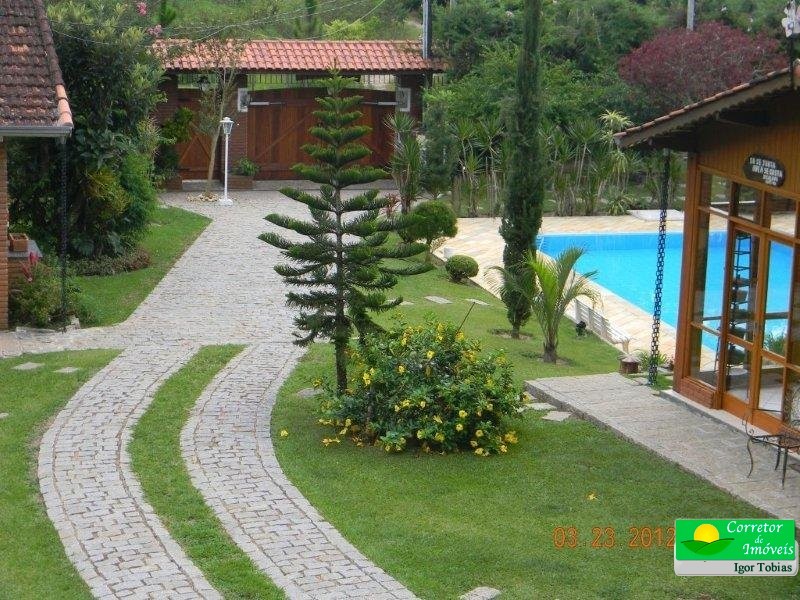 CHACARÁ MARAVILHOSA EM BAIRRO NOBRE