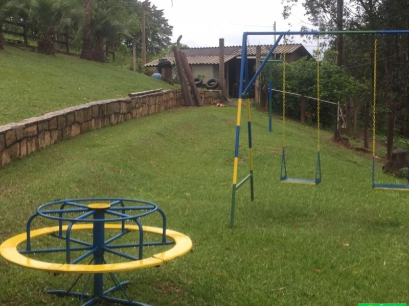 SITIO PROXIMO A CIDADE