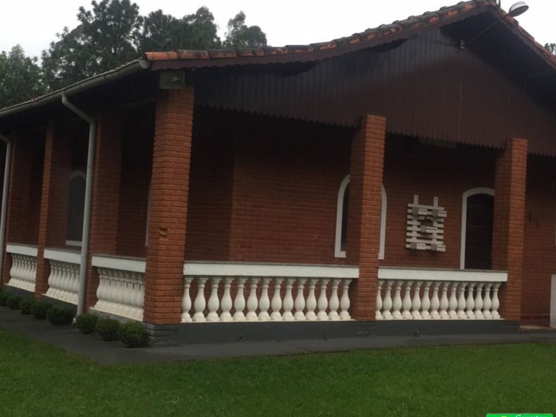 SITIO PROXIMO A CIDADE