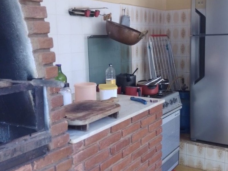 LINDA CHACARÁ COND FECHADO