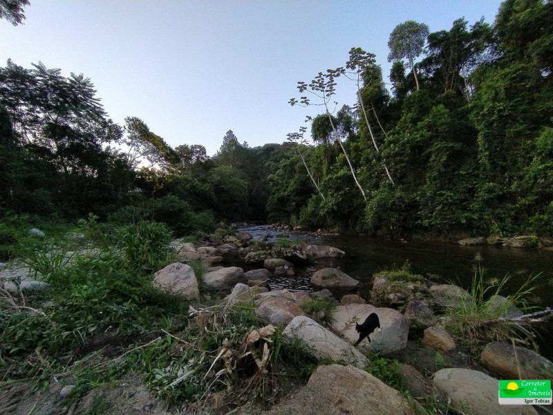 CASA EM CONDOMINIO EM UBATUBA