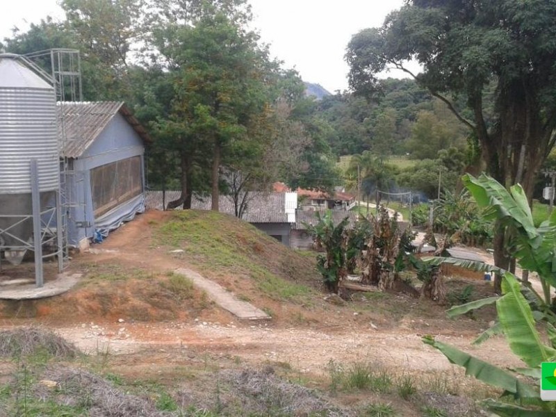 SITIO + GRANJA 