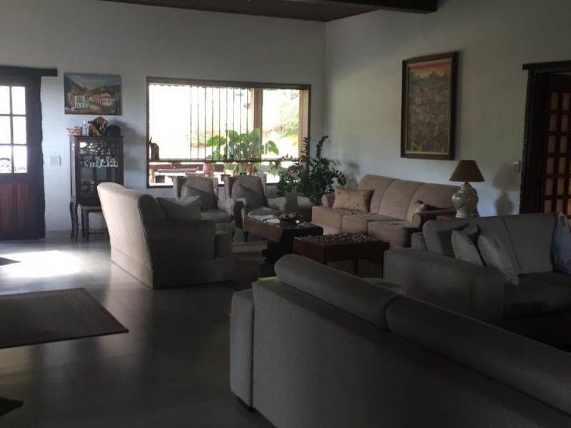 LINDA CASA CONDOMINIO 40 CASAS