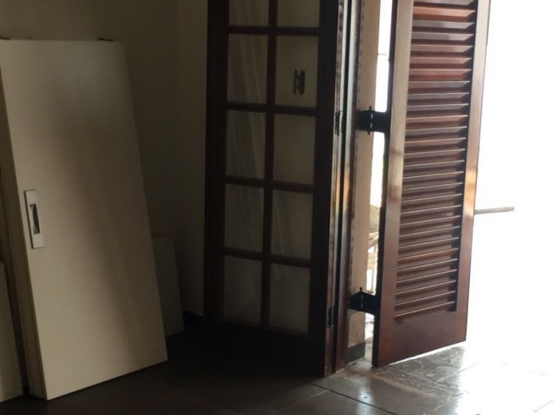 CASA C/ TERRENO 700M²