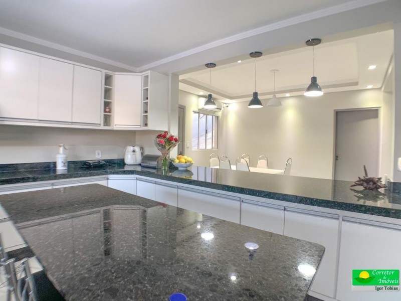 CASA COM PISCINA + VISTA 