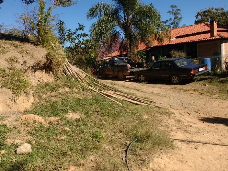 SITIO FORMADO EM PASTO
