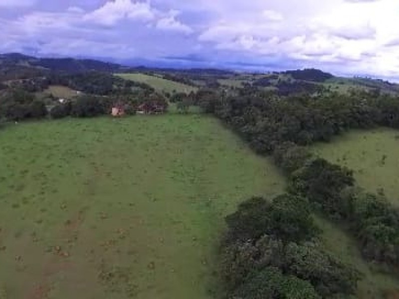 ÁREA P/ CULTIVO