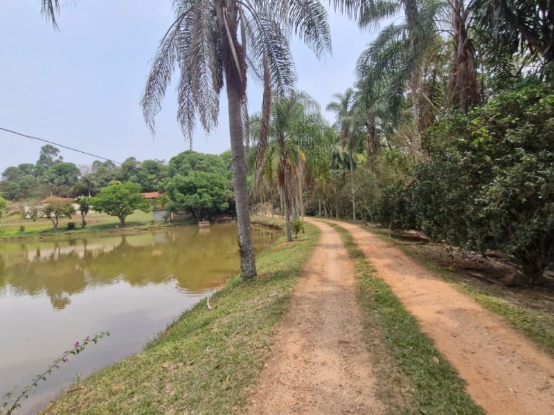 LINDA ÁREA RURAL + REPRESA
