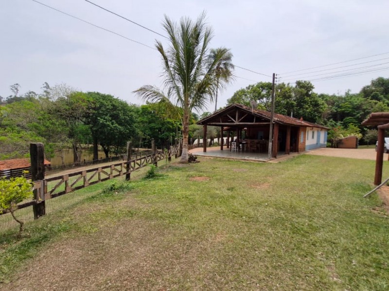 LINDA ÁREA RURAL + REPRESA