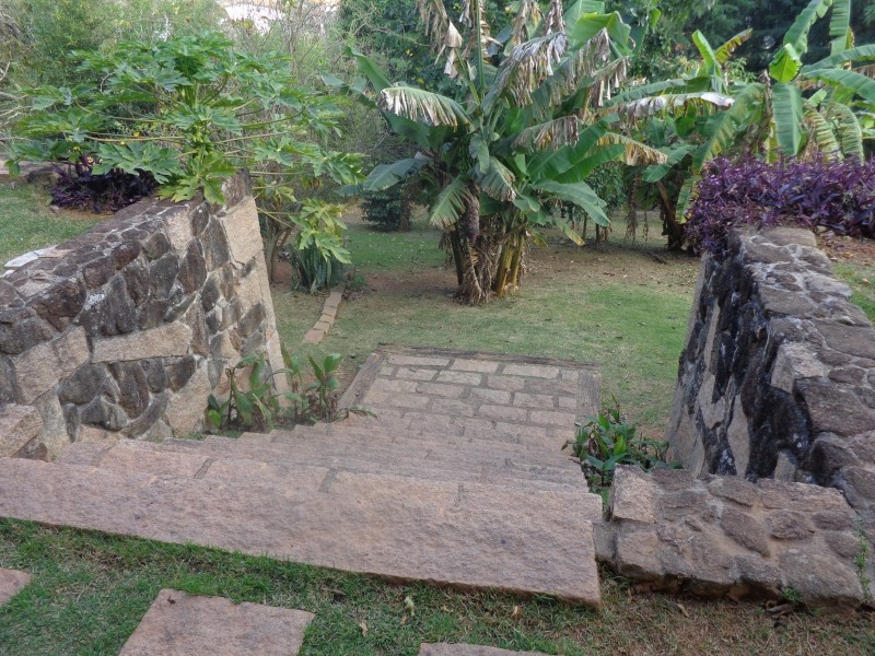 CHACARÁ ACONCHEGANTE