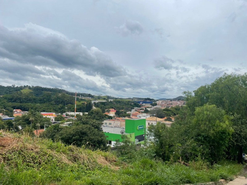 TERRENOS CENTRO DE MORUNGABA
