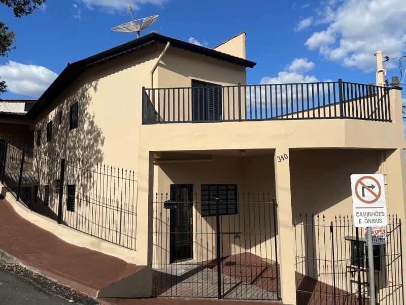 2 CASAS C/ ÓTIMO PREÇO 
