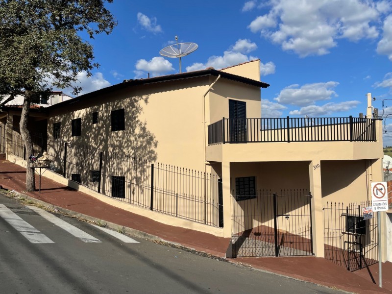 2 CASAS C/ ÓTIMO PREÇO 