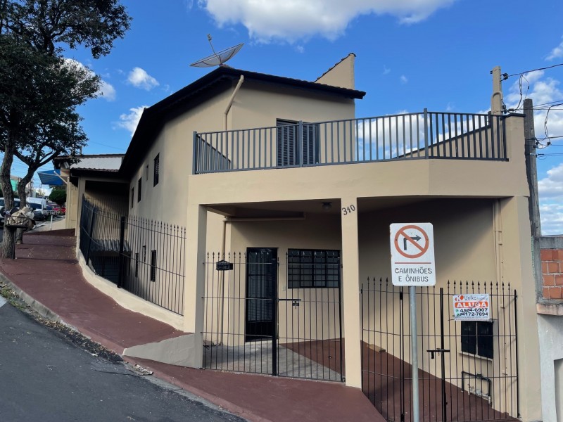 2 CASAS C/ ÓTIMO PREÇO 